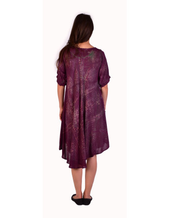 Krátké švestkově fialové šaty s rukávkem, výšivka, potisk