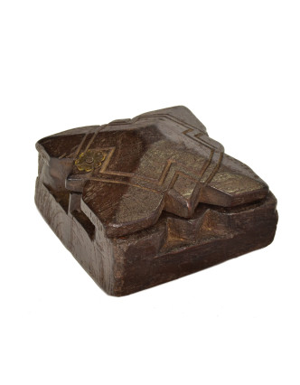 Krabička na Tiku, antik, teakové dřevo, ručně vyřezaná, 11x12x6cm