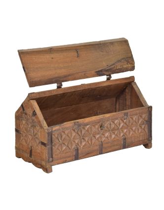 Antik truhlička z teakového dřeva, ručně vyřezávaná, 28x13x16cm