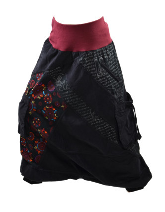 Dlouhé manžestrové turecké kalhoty, černo-vínové Chakra tisk a výšivka, kapsy