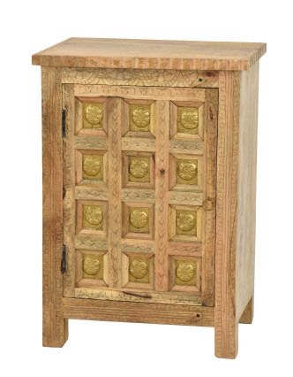 Noční stolek vyrobený z mangového dřeva, zdobený mosazí, 51x38x74cm