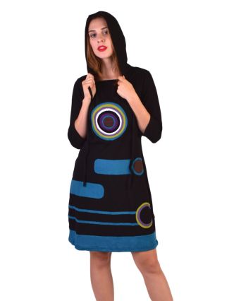 Krátké šaty, 3/4 rukáv, černé, barevné kruhy, modré pruhy, kapuce