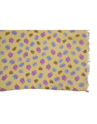 Šátek z bavlny, béžový, barevný potisk drobných motýlů 107x176cm