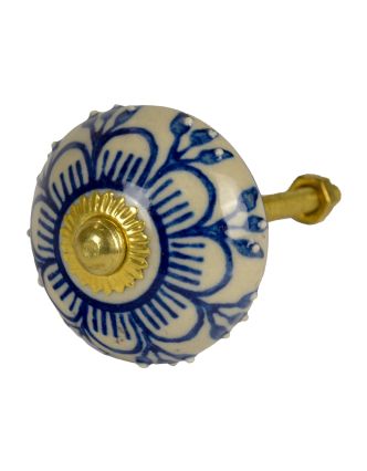 Malovaná porcelánová úchytka na šuplík, bílá, modrá malovaná květina, 4 cm