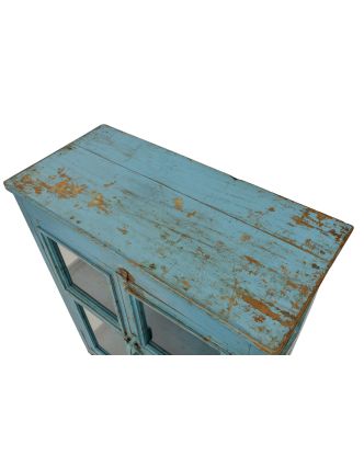 Prosklená skříňka z teakového dřeva, tyrkysová patina, 82x38x101cm