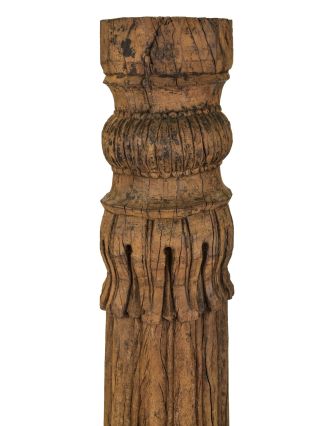 Starý, ručně vyřezávaný sloup z teakového dřeva, 25x25x154cm