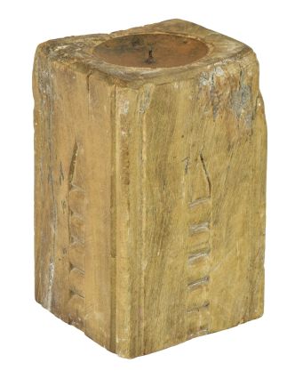 Dřevěný svícen ze starého teakového sloupu, 16x15x25cm