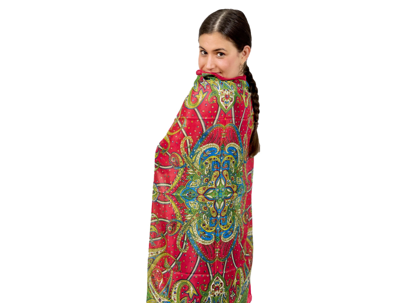 Šátek z umělého indického hedvábí, červeno-zelený, paisley potisk 100x100cm