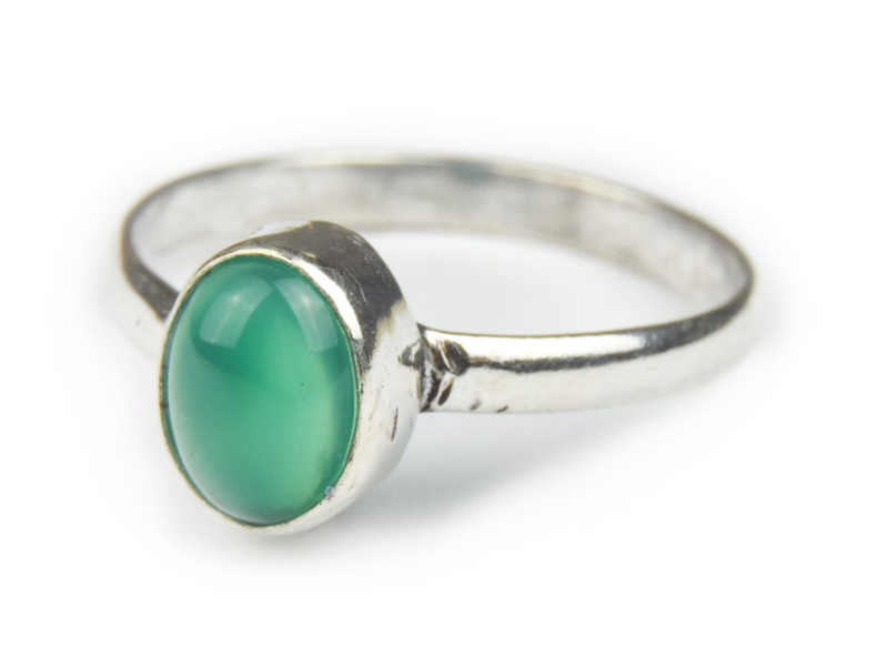 Prsten s polodrahokamem, zelený onyx 9mm, postříbřený (10µm)
