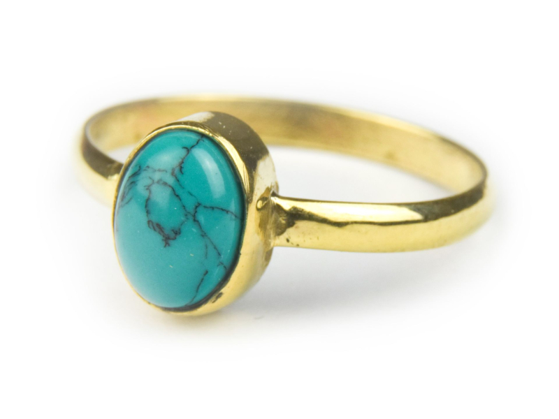 Prsten vykládaný tyrkysem - barveným howlitem, postříbřený (10µm)