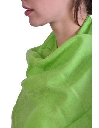 Luxusní šál z kašmírové vlny, zelený s jemným nenápadným paisley vzorem, 75x205