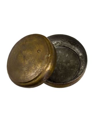 Stará kovová nádoba s víkem, ručně tepaná, mosazná, 23x23x13cm