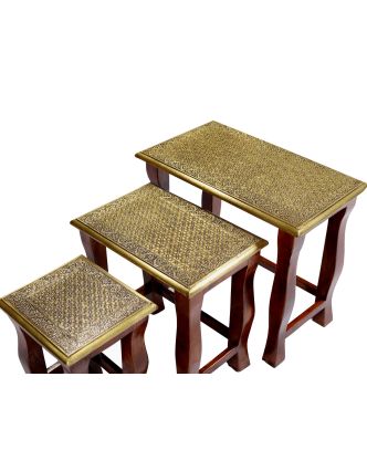 Set stoliček z palisandrového dřeva zdobená mosazným kováním, 60x35x52cm