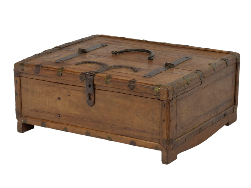 Stará truhlička z teakového dřeva, 35x31x15cm