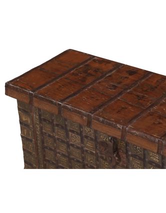 Truhla z teakového dřeva, železné kování, 115x49x63cm