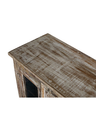 Prosklená skříňka z teakového dřeva, bílá patina, 55x33x100cm