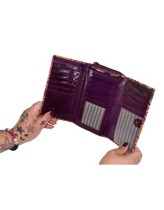 Peněženka zapínaná na zip, barevné vzorce, malovaná kůže, vínová, 17x10cm