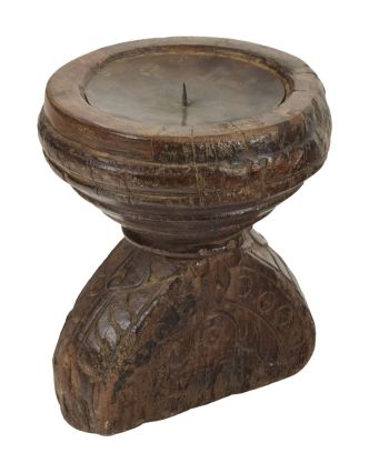 Dřevěný svícen ze staré hlavice sloupu, 19x18x22cm