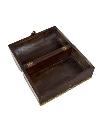 Dřevěná truhlička z mangového dřeva zdobená kováním, 25x15x16cm