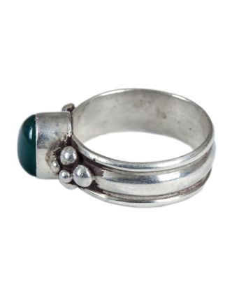 Stříbrný prsten vykládaný zeleným onyxem, AG 925/1000, 5g, Nepál
