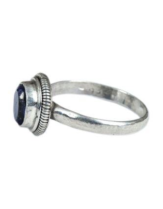 Stříbrný prsten vykládaný iolitem, AG 925/1000, 5g, Nepál