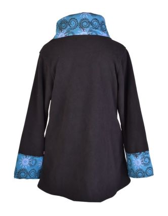 Černo-tyrkysový fleecový kabát s potiskem zapínaný na knoflík, výšivka, kapsy