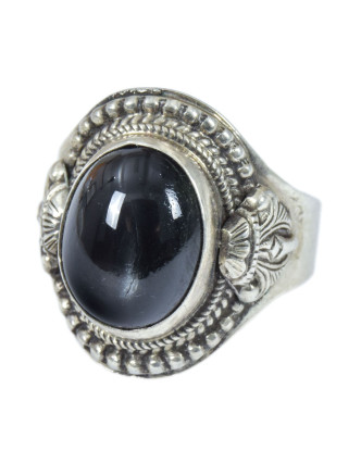 Stříbrný prsten, vel. 58, vykládaný black star