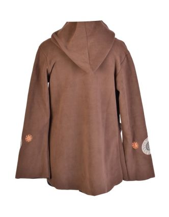 Hnědý fleecový kabát s kapucí zapínaný na knoflík, aplikace mandal, výšivka
