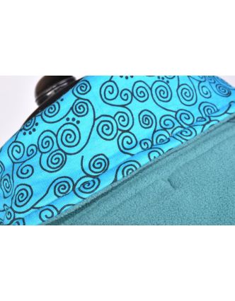 Tyrkysový fleecový kabát s límcem zapínaný na knoflíky, barevné aplikace, potisk