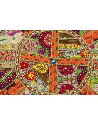 Taburet z Rajasthanu s bohatou Ari výšivkou, průměr 53cm výška 40cm patchwork