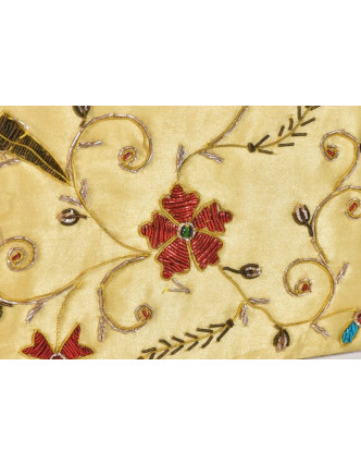 Ručně vyšívaná šperkovnice, béžová s květinami, 18x13x5,5cm