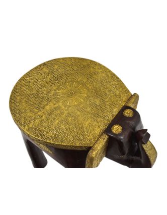 Stolička ve tvaru slona zdobená mosazným kováním, 49x37x45cm