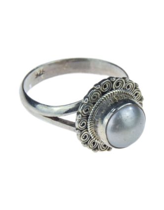 Stříbrný prsten vykládaný perlou, AG 925/1000, 3g, Nepál