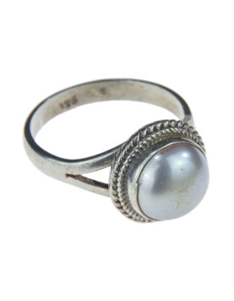 Stříbrný prsten vykládaný perlou, AG 925/1000, 5g, Nepál