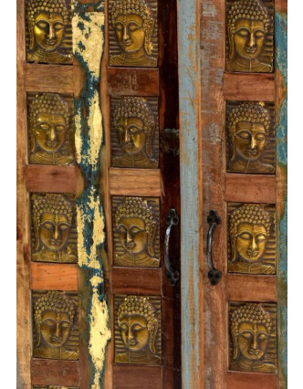 Komoda z antik teakového dřeva, zdobená mosaznými Buddhy, 77x40x103cm