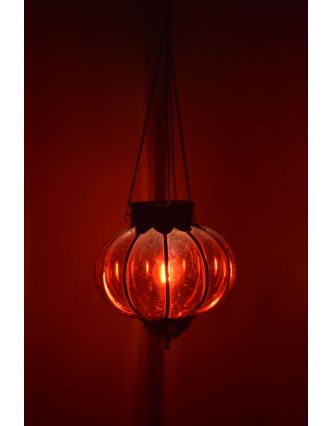 Skleněná lampa, červená, železné prvky, prům. 25m, výška 24cm