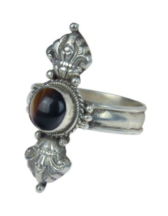 Stříbrný prsten vykládaný tygřím okem, tvar Dorje, AG 925/1000, 3g, Nepál