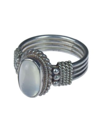 Stříbrný prsten vykládaný měsíčním kamenem, AG 925/1000, 6g, Nepál