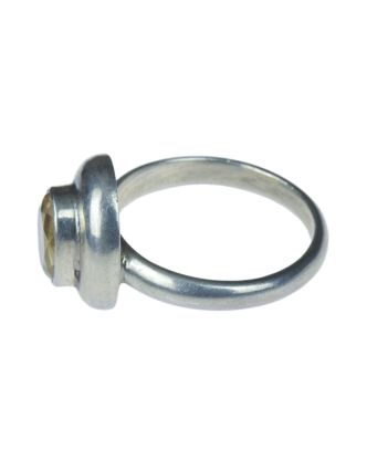 Stříbrný prsten vykládaný broušeným citrínem, AG 925/1000, 8g, Nepál