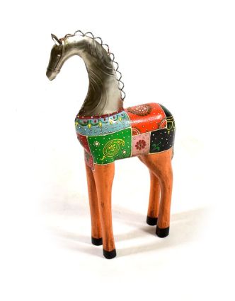 Soška koně, dřevěná, ručně malovaná, kovová hlava, oranžová 20x46cm