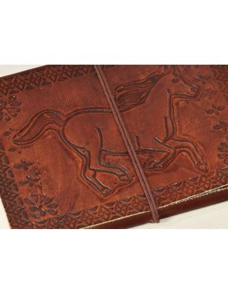Notes v kožené vazbě s koněm , ruční papír, 13x18cm