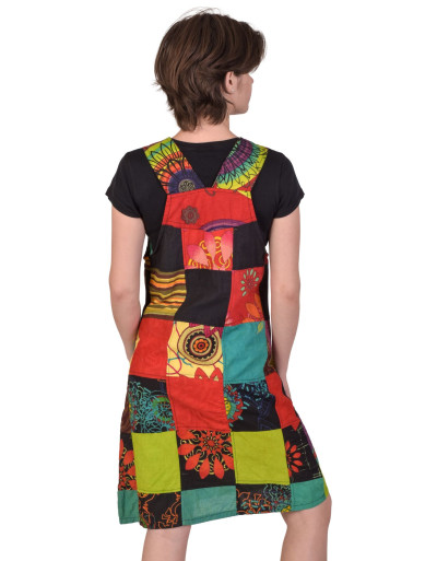 Krátké šaty s laclem a kapsou, multibarevný patchwork, bavlněné plátno