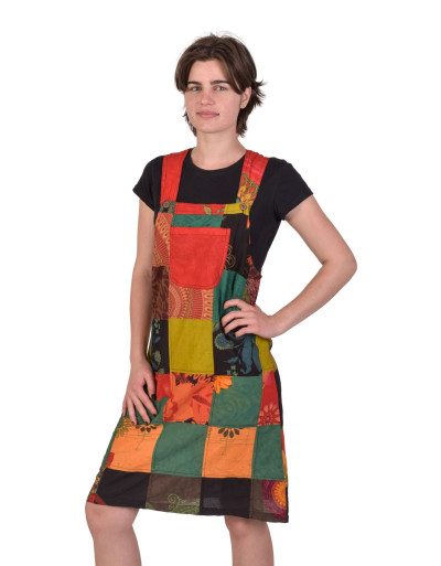 Krátké šaty s laclem a kapsou, multibarevný patchwork, bavlněné plátno