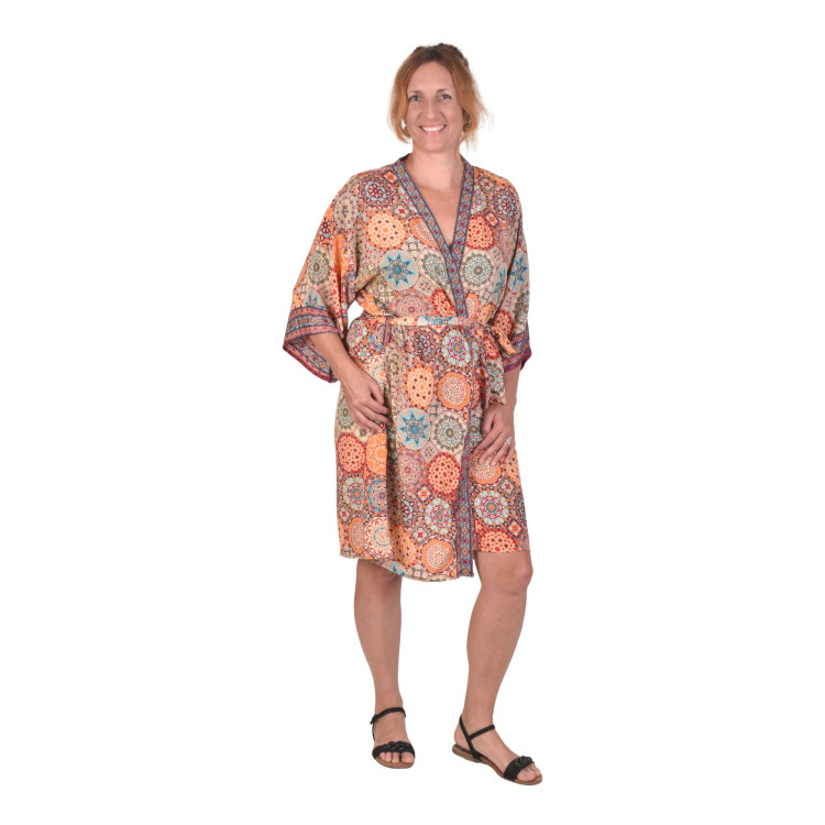 Krátké kimono s páskem