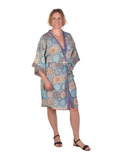 Krátké kimono s páskem