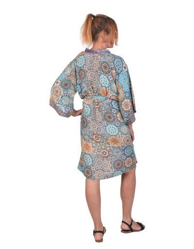 Krátké kimono s páskem