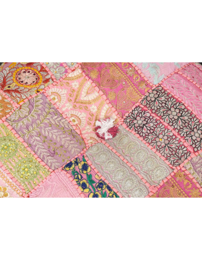 Taburet z Rajasthanu s bohatou Ari výšivkou, průměr 56cm výška 36cm patchwork