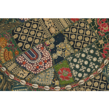Meditační polštář, ručně vyšívaný patchwork, s mušličkami, průměr 70cm